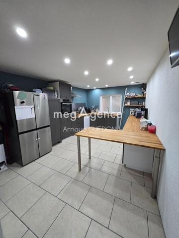 Maison à Vernoil-le-Fourrier, 49390 - 6 pièces 130m²