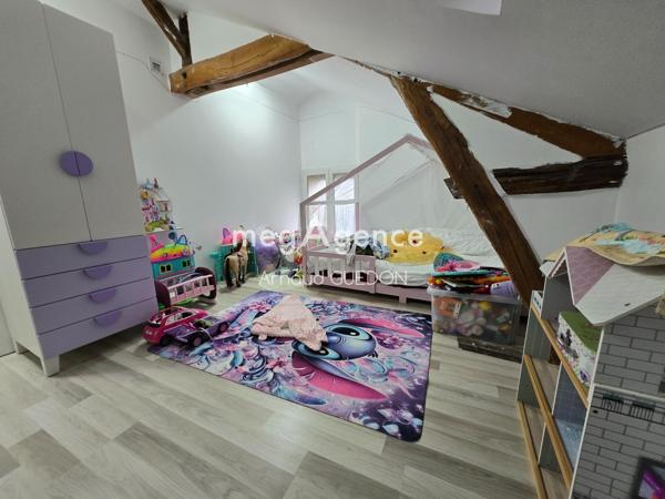 Maison à Vernoil-le-Fourrier, 49390 - 6 pièces 130m²