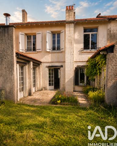 Maison à vendre 6 pièces 140 m² La Rochelle