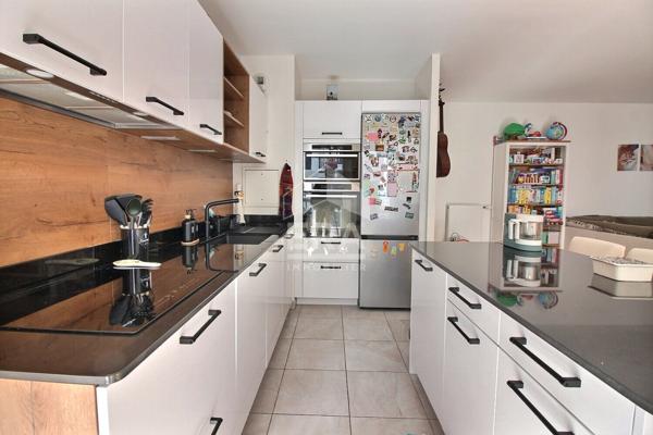 Appartement Saint Ouen Sur Seine 4 pièce(s) 96.2 m2