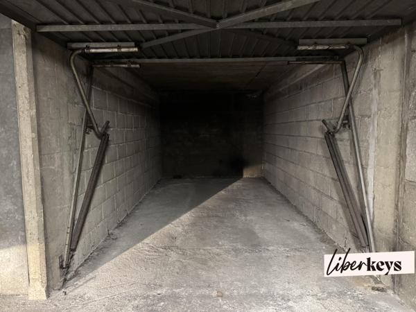 Box fermé souterrain 13 m2 - Louis Lejeune