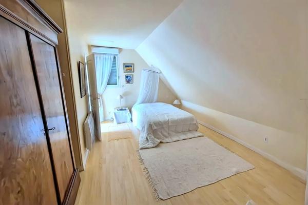 Maison 5 pièces - 184 m²