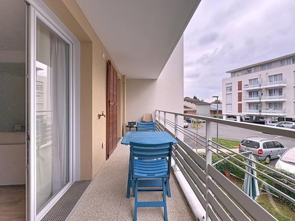 Appartement Mantes La Ville 4 pièce(s) 74 m2 2 chambres balcon gare