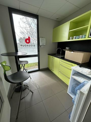 BUREAUX à VENDRE de 258 m²