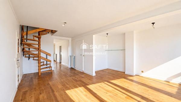 Appartement en duplex de 114 m² au dernier étage