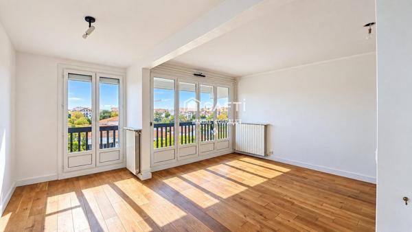 Appartement en duplex de 114 m² au dernier étage