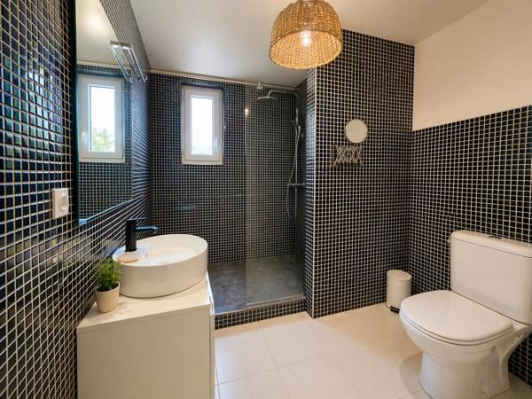Vente                                                      Maison
                        
                     4 pièces                      82 m2                     à Brive-la-Gaillarde