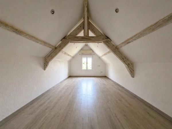 Vente                                                      Maison
                        
                     4 pièces                      82 m2                     à Brive-la-Gaillarde