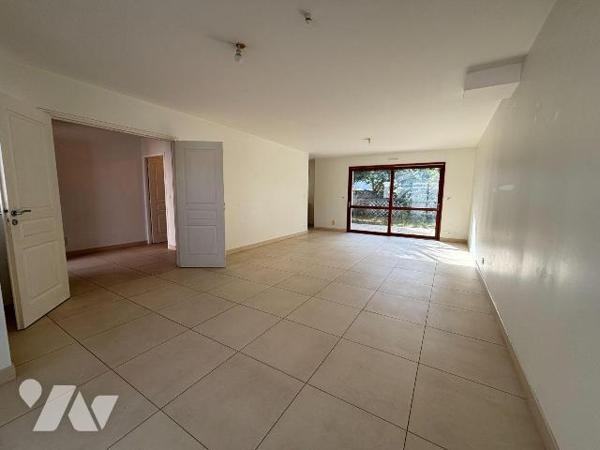 Nouveauté TRENTE-CINQ NOTAIRES - NANTES - Boulevard des Poilus 

RARE à la vente ! 

Venez ...