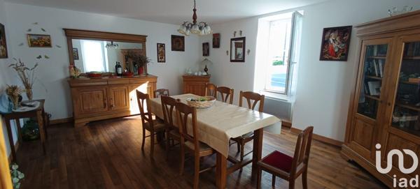Maison de village 6 pièces de 170 m² à Mouilleron-Saint-Germain (85390)