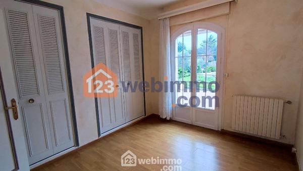 Villas 134 m² à Lambesc 13410