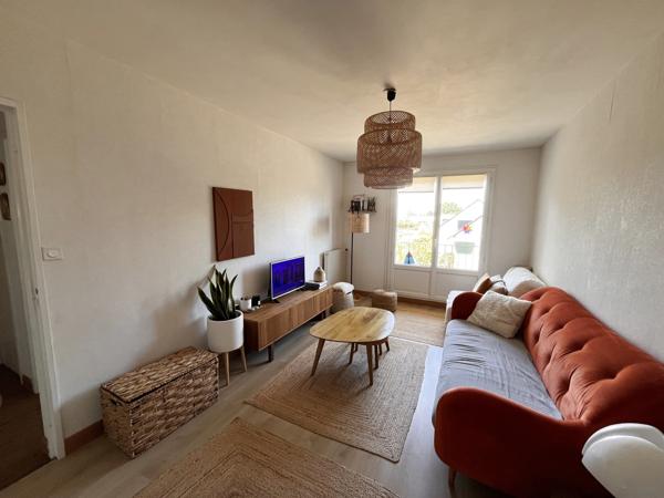 Appartement
                                                                                                                                                                                                                                                                                                                        2 pièce(s)                                                                                                                                                                                                          1 chambre(s)                                                                                                                                                                                                          51  m²
