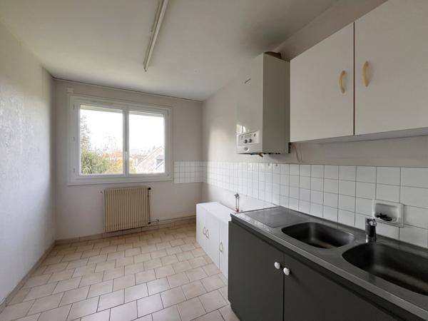 Appartement
                                                                                                                                                                                                                                                                                                                        2 pièce(s)                                                                                                                                                                                                          1 chambre(s)                                                                                                                                                                                                          51  m²