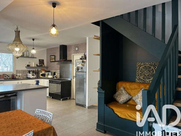 Maison à vendre 5 pièces 135 m² Saint-Pée-sur-Nivelle