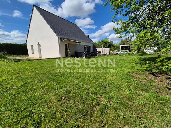 Maison de plain pied à vendre à Elven, 3 chambres - environ 600m² de terrain