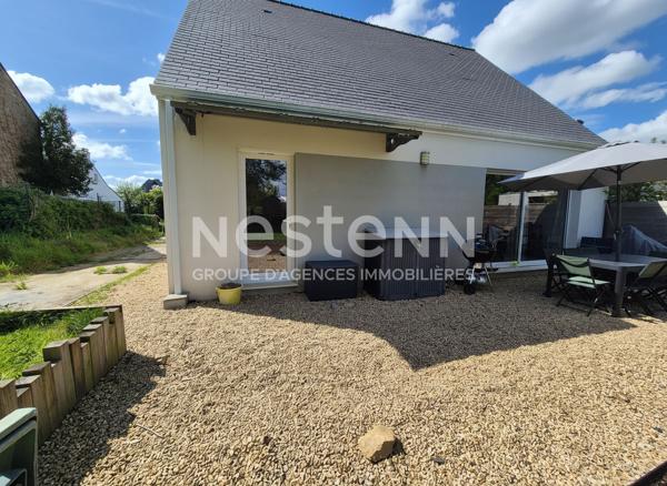 Maison de plain pied à vendre à Elven, 3 chambres - environ 600m² de terrain