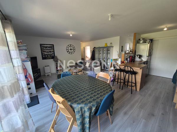 Maison de plain pied à vendre à Elven, 3 chambres - environ 600m² de terrain