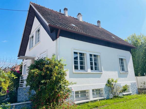 Maison Luce 6 pièces 110 m2, jardin 600m2, garage, sous-sol total