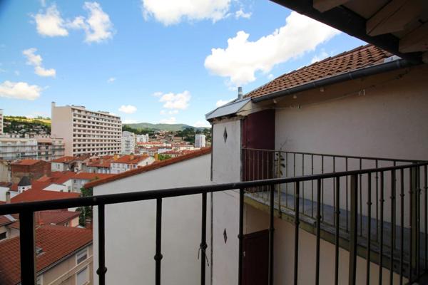 Location                                                      Appartement
                        
                     2 pièces                      57 m2                     à Saint-Chamond