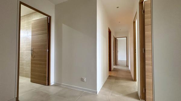 Maison 4 chambres + sous-sol