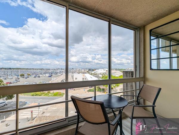 LA ROCHELLE QUARTIER LES MINIMES - VUE PORT DE PLAISANCE  La rochelle