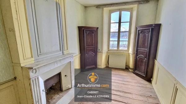 Vente                                                      Maison
                        
                     10 pièces                      308 m2                     à Binic