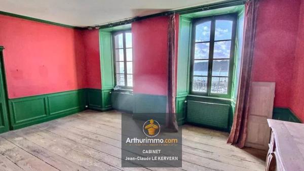 Vente                                                      Maison
                        
                     10 pièces                      308 m2                     à Binic