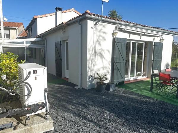 Maison de caractère de 96 M2 sur 3294 M2 de terrain