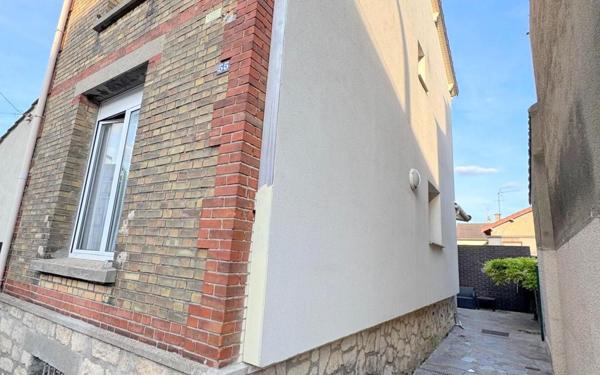 Maison à vendre    3 pièces •  Drancy