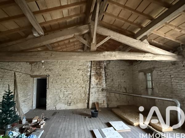 Maison à vendre 4 pièces 90 m² Mauzé-sur-le-Mignon