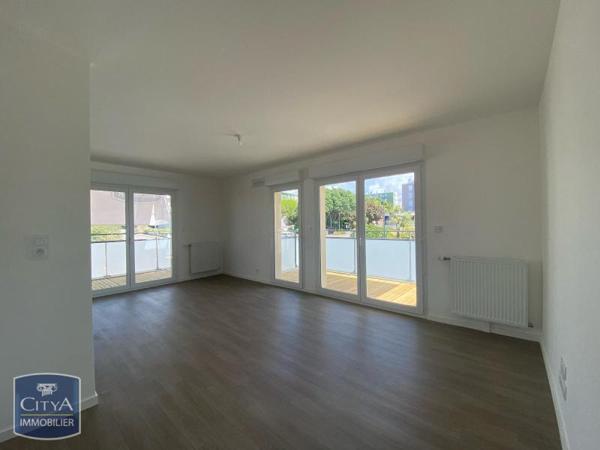 Appartement à louer 3 pièces 65.22m² Concarneau (29900)