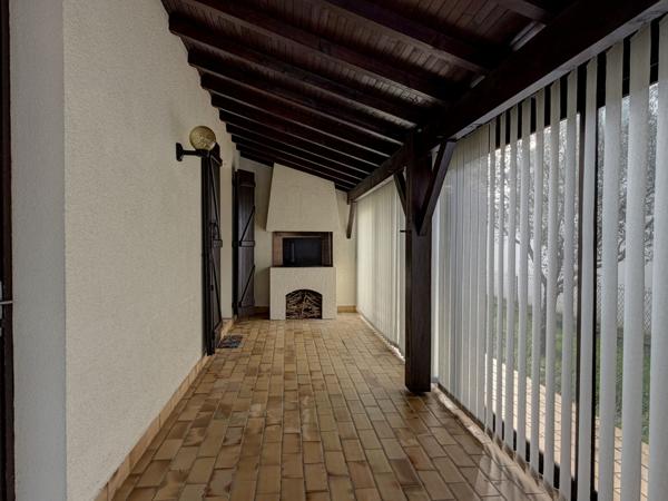 Villeneuve-sur-Lot (47300) Villeneuve sur lot, villa de plain-pied en bon état dans quartier prisé