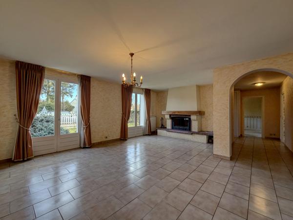 Villeneuve-sur-Lot (47300) Villeneuve sur lot, villa de plain-pied en bon état dans quartier prisé