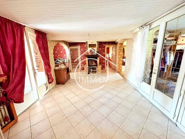 PRIGONRIEUX : Maison 14 pièces de 253m² avec jardin