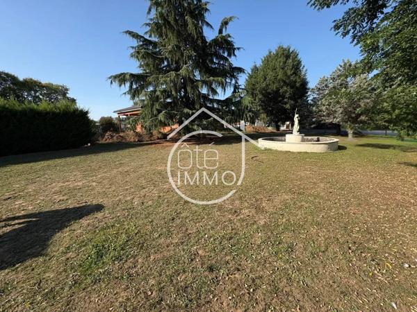 PRIGONRIEUX : Maison 14 pièces de 253m² avec jardin