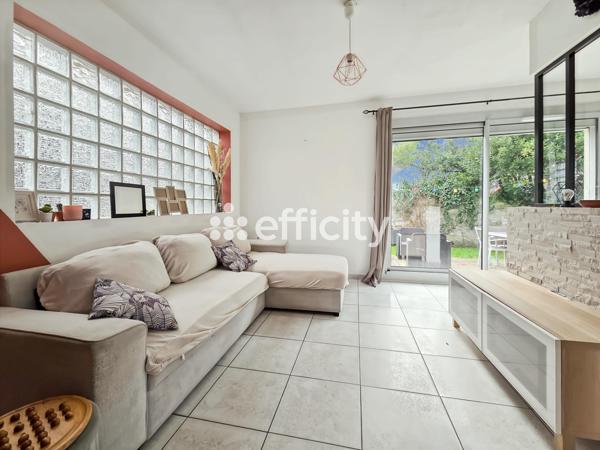 Maison 5 pièces - 104 m² Exclusivité efficity