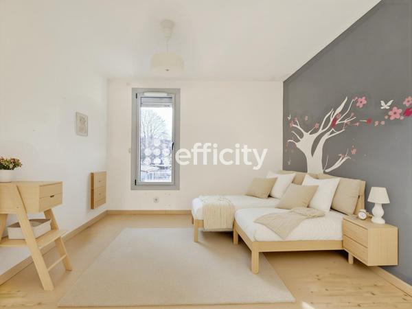 Maison 5 pièces - 104 m² Exclusivité efficity