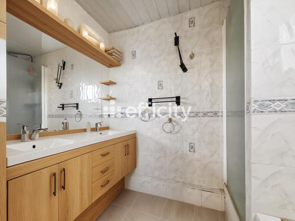 Maison 5 pièces - 104 m² Exclusivité efficity