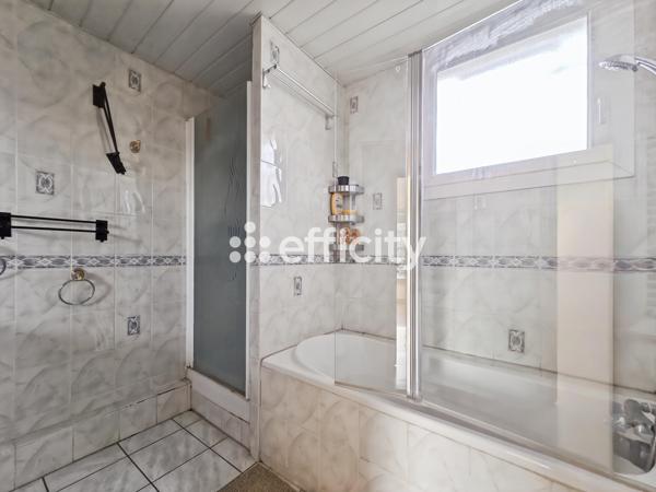 Maison 5 pièces - 104 m² Exclusivité efficity