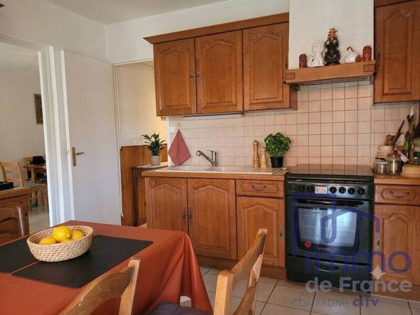 Appartement 3 pièces                                        - 43750 Vals-près-le-Puy Réf : 2935-CIFVFOREZVELAY