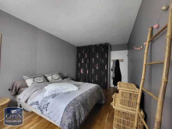 Appartement à louer 2 pièces 48.93m² Brive-la-Gaillarde (19100)