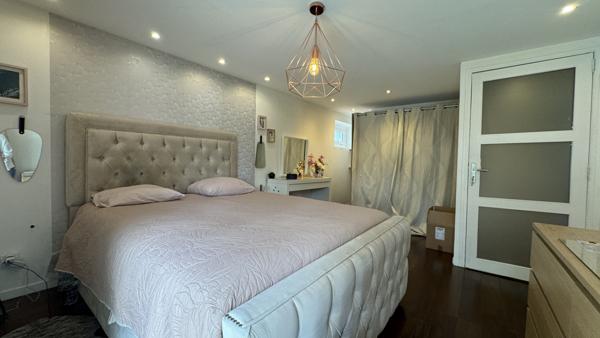 Saint-Pierre-du-Perray (91280) Saint-Pierre-Du-Perray À moins de 10 minutes à pied des commerces