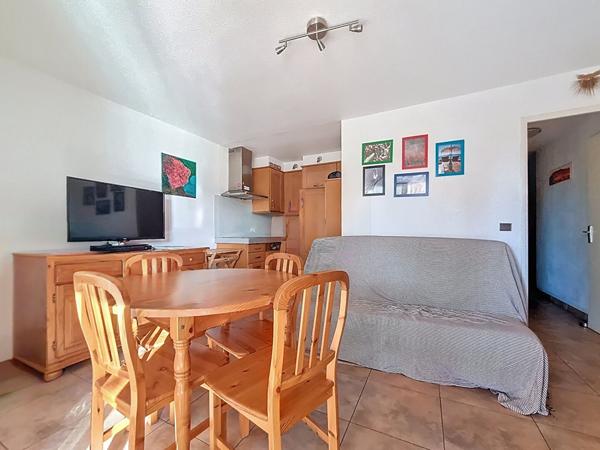 Saint-Aygulf (83370) T2 avec loggia garage centre ville