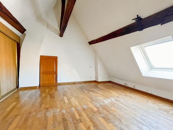 À vendre F2 Melun, plein centre-ville piéton