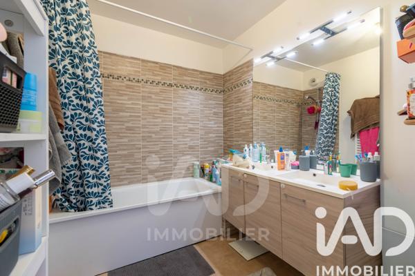 Appartement à vendre 3 pièces 69 m² Cergy