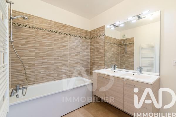 Appartement à vendre 3 pièces 69 m² Cergy