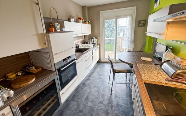 Appartement à vendre    3 pièces • 87 m2 Orléans