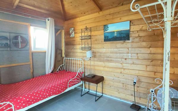 Maison à vendre    4 pièces •  Port-des-Barques