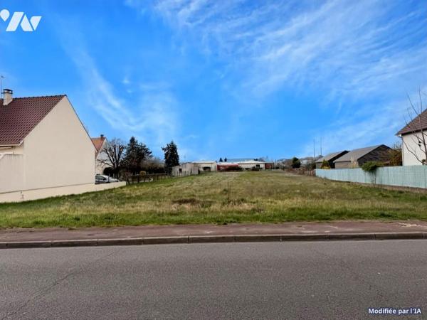 45700 VILLEMANDEUR - TERRAIN A BATIR DE 2256m²
