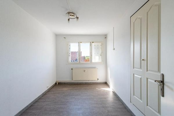 Appartement à vendre 5 pièces 79.55m² Maubeuge (59600)